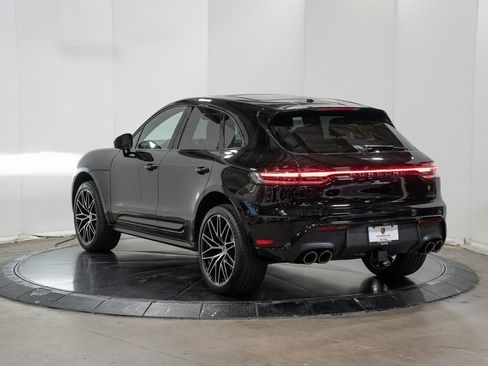Used 2024 Porsche Macan image 5