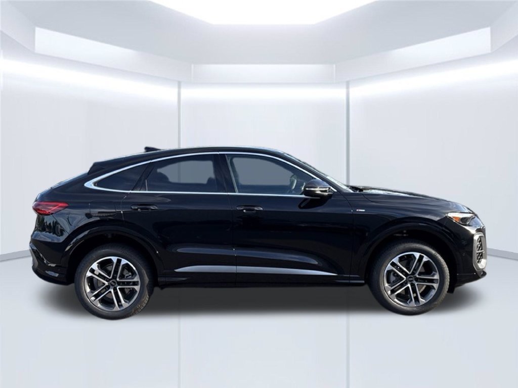 New 2026 Audi Q5 Premium Plus AWD/4WD image 8