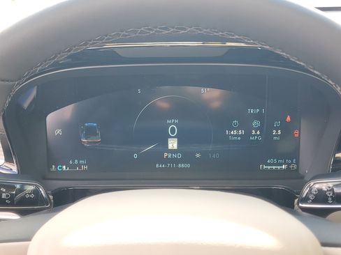 New 2026 Lincoln Corsair Premiere image 19