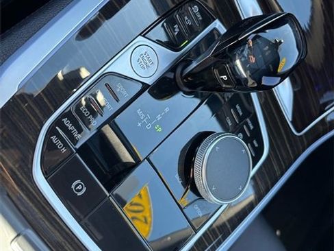 Used 2021 BMW X5 sDrive40i w/ Parking Assistance Package image 28