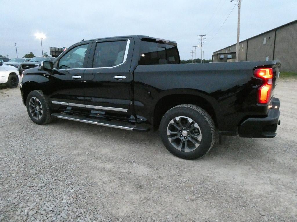 New 2026 Chevrolet Silverado 1500 High Country w/ Technology Package AWD/4WD image 9