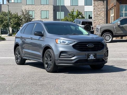 Used 2022 Ford Edge SE w/ Black Appearance Package AWD/4WD image 1