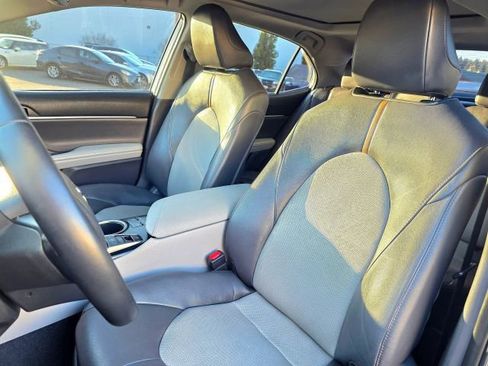 Used 2020 Toyota Camry XLE w/ Navigation Package AWD/4WD image 26