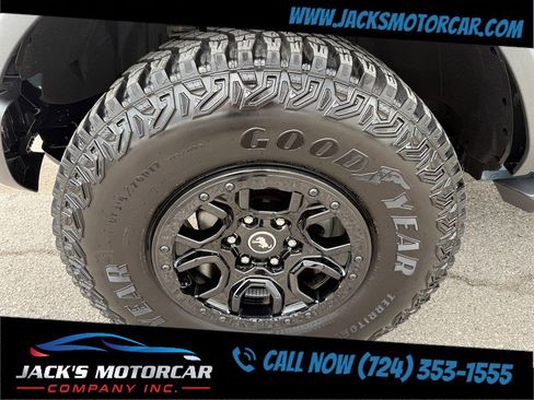 Used 2023 Ford Bronco Wildtrak image 21