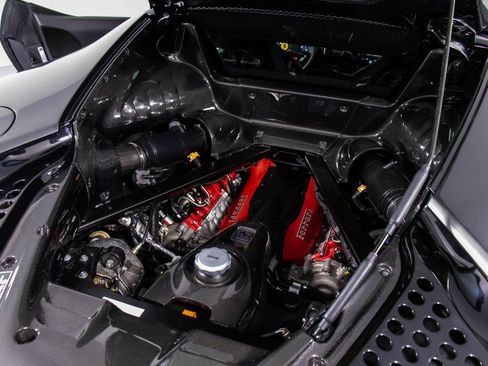 Certified 2023 Ferrari SF90 Stradale image 61