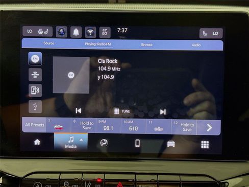 Used 2024 Jeep Compass Trailhawk w/ Trailhawk Convenience Group AWD/4WD image 14