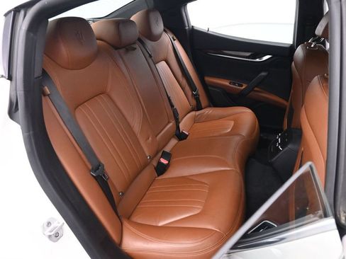 Used 2019 Maserati Ghibli S Q4 AWD/4WD image 18