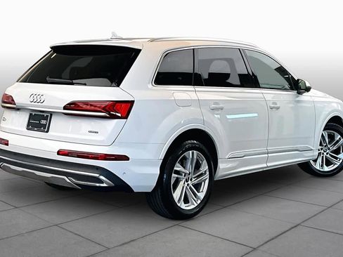 Certified 2023 Audi Q7 2.0T Premium w/ Convenience Package AWD/4WD image 13