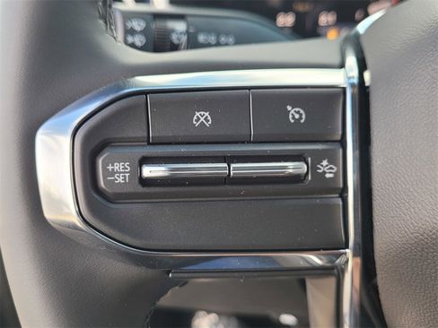 New 2026 GMC Canyon Elevation w/ Technology Package image 21