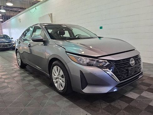 Used 2024 Nissan Sentra S FWD image 3