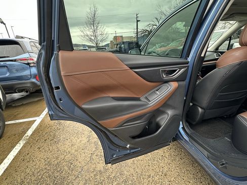Used 2023 Subaru Forester Touring image 38