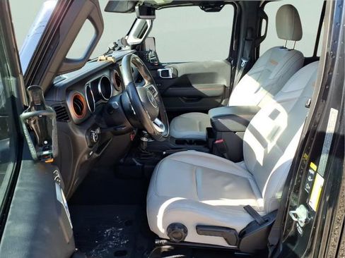 Used 2021 Jeep Gladiator Mojave image 21