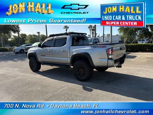 Used 2023 Toyota Tacoma TRD Off-Road w/ TRD Premium Off Road Package AWD/4WD image 6
