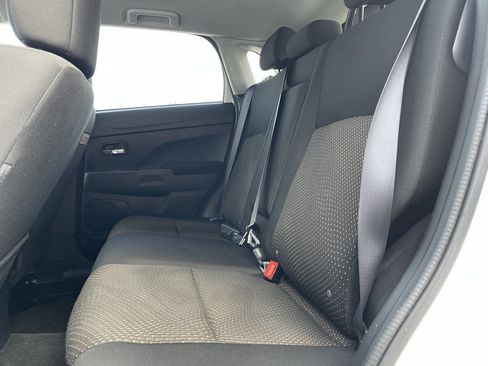 Used 2016 Mitsubishi Outlander Sport ES image 11