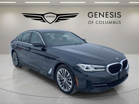 Used 2023 BMW 530i xDrive w/ Premium Package image 7