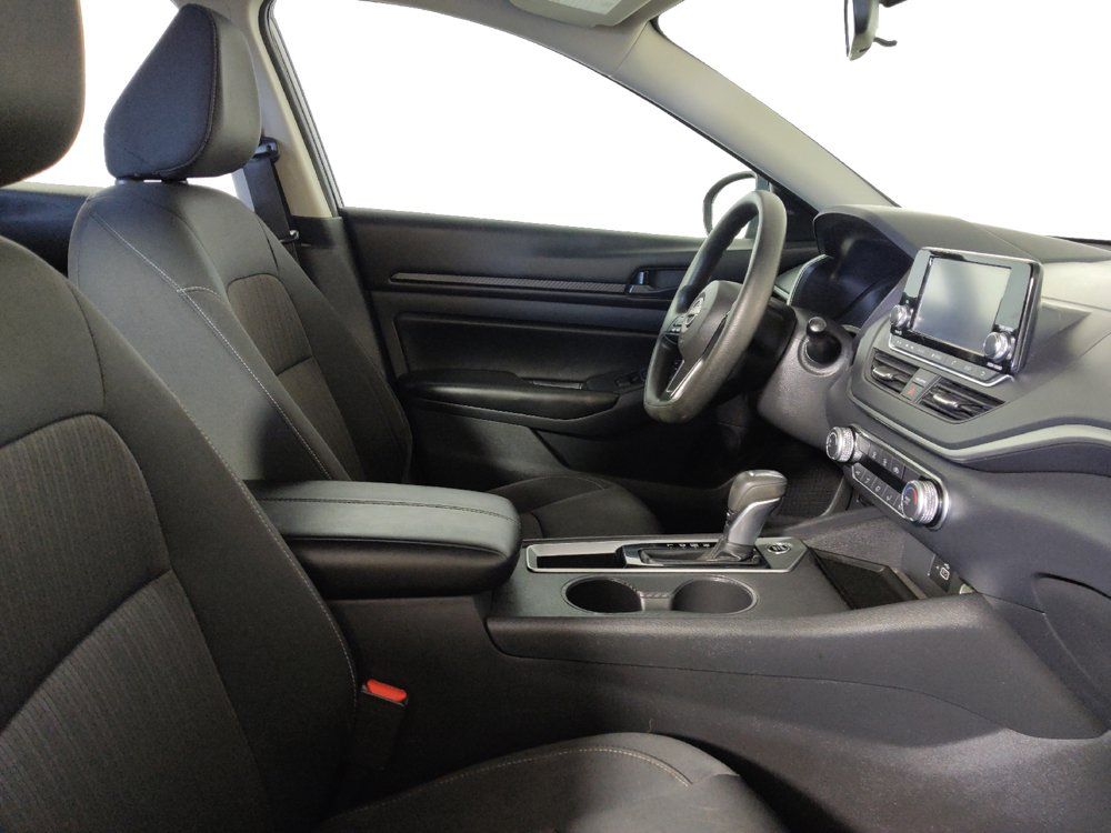 Used 2024 Nissan Altima 2.5 S FWD image 21