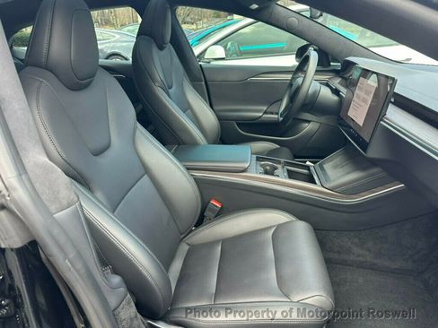 Used 2024 Tesla Model S AWD image 23