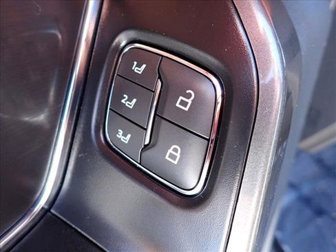 Used 2022 Ford F150 Lariat AWD/4WD image 16