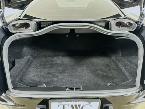 Used 2024 Aston Martin DB12 Coupe RWD image 35