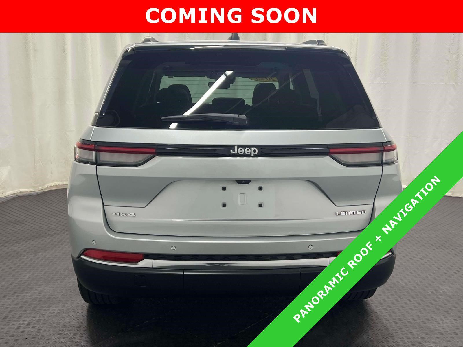 Used 2023 Jeep Grand Cherokee Limited AWD/4WD image 10