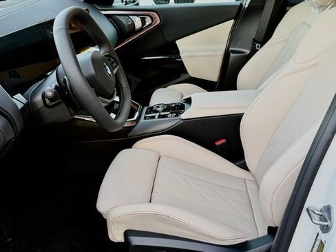 New 2026 BMW X3 xDrive30 w/ Premium Package AWD/4WD image 17