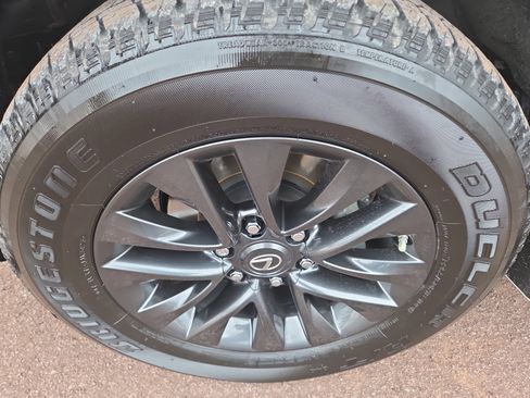 Certified 2023 Lexus GX 460 Premium w/ Premium Plus Package image 12