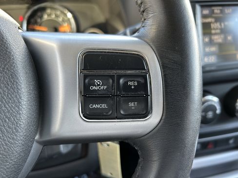 Used 2017 Jeep Compass High Altitude image 15