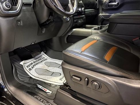 Used 2020 GMC Sierra 1500 AT4 w/ AT4 Premium Package AWD/4WD image 11