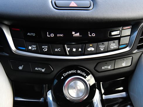 Used 2022 Acura TLX w/ Technology Package image 25