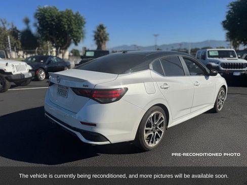 Used 2025 Nissan Sentra SR FWD image 6