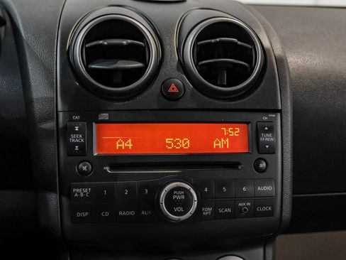 Used 2009 Nissan Rogue SL w/ Moonroof Pkg image 27