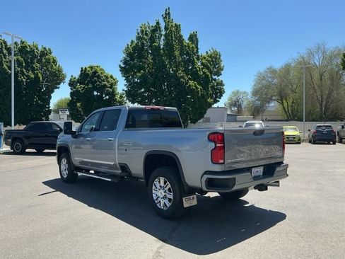 New 2026 Chevrolet Silverado 3500 High Country w/ High Country Premium Package AWD/4WD image 6