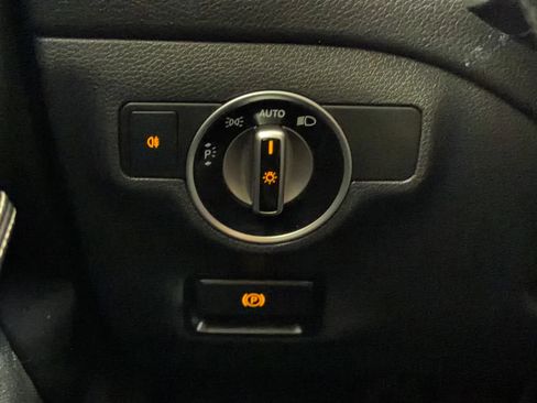 Used 2015 Mercedes-Benz CLA 250 image 32