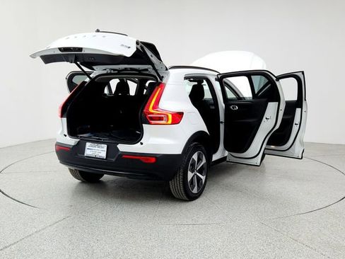 Certified 2024 Volvo XC40 B5 Core image 11