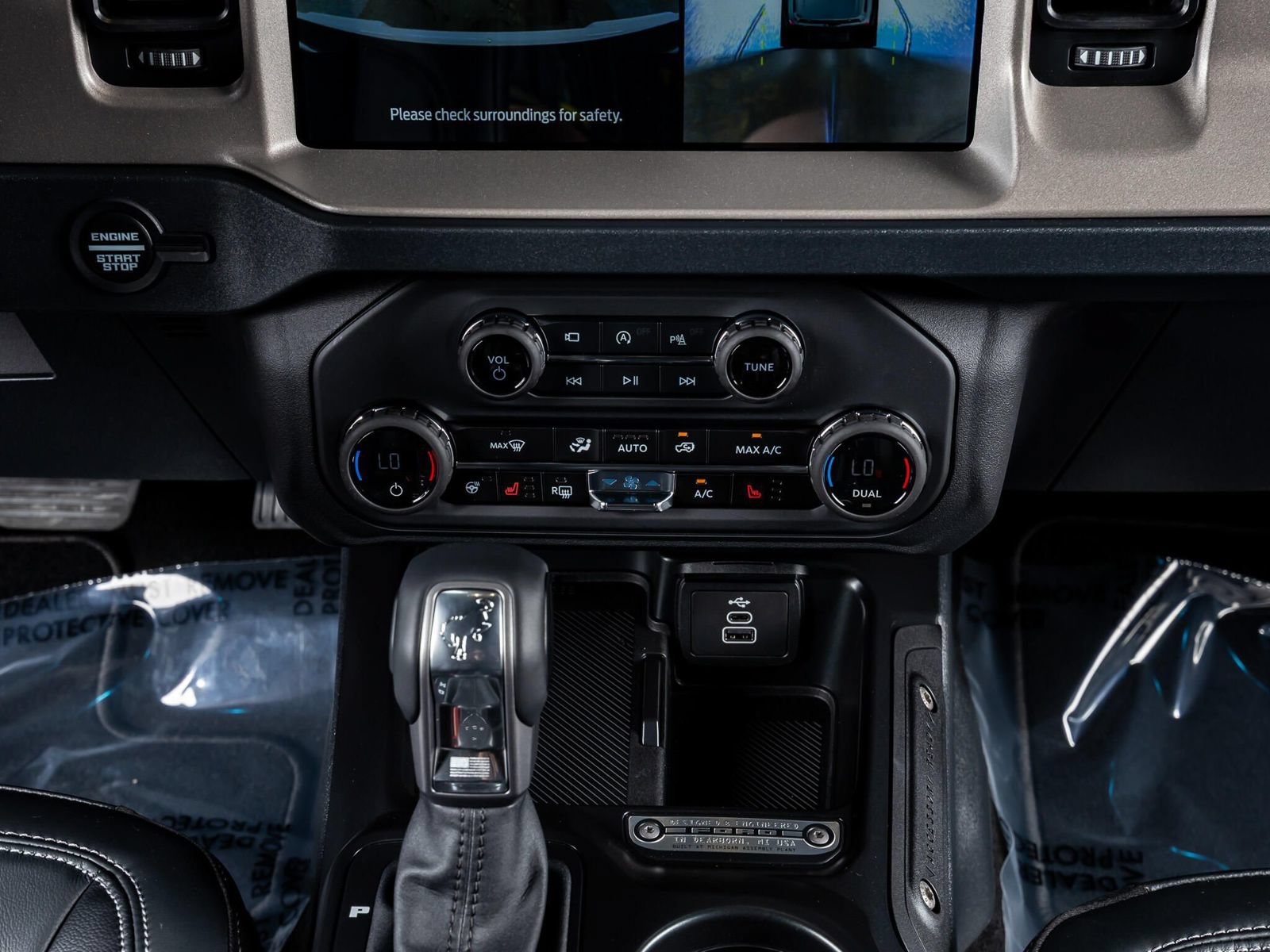 Used 2026 Ford Bronco Outer Banks AWD/4WD image 24