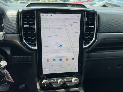 New 2025 Ford Ranger XLT w/ Equipment Group 301A High image 19