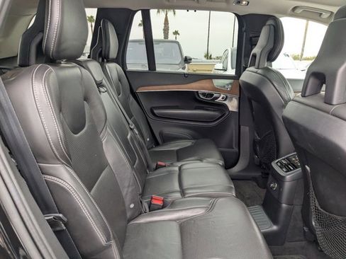 Used 2016 Volvo XC90 T8 Inscription AWD/4WD image 16