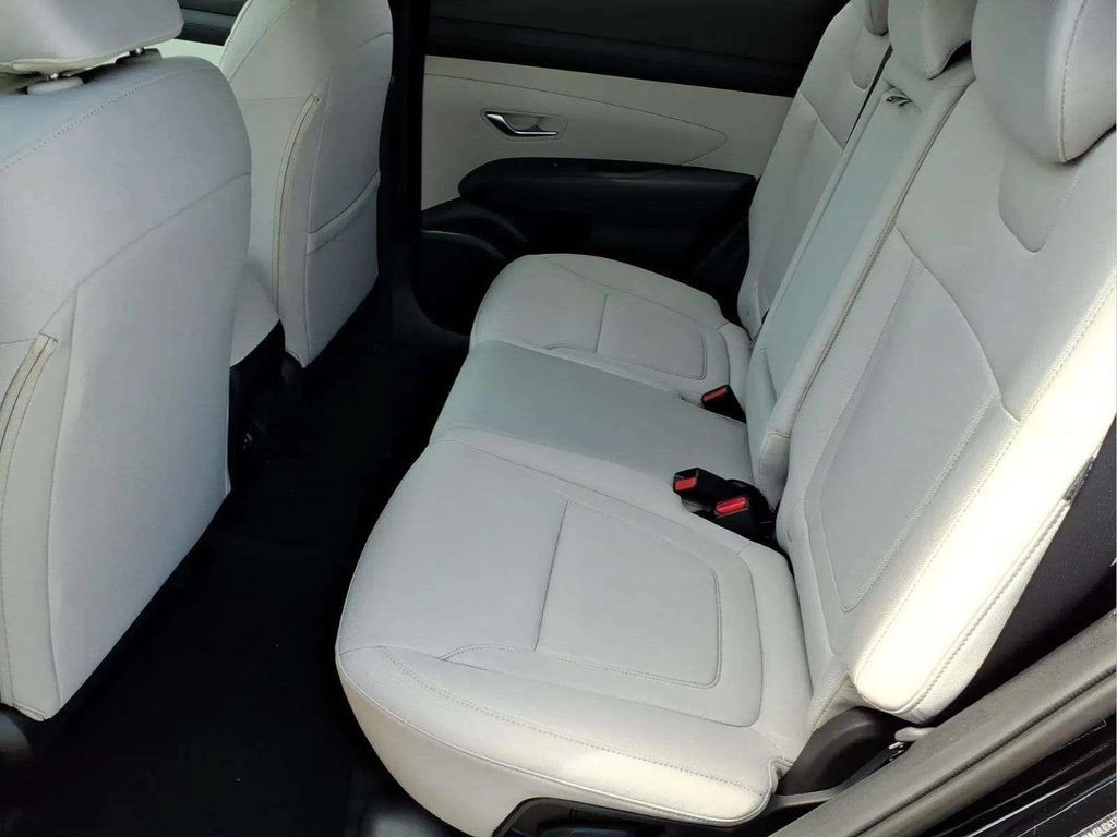 New 2026 Hyundai Tucson SE FWD image 12