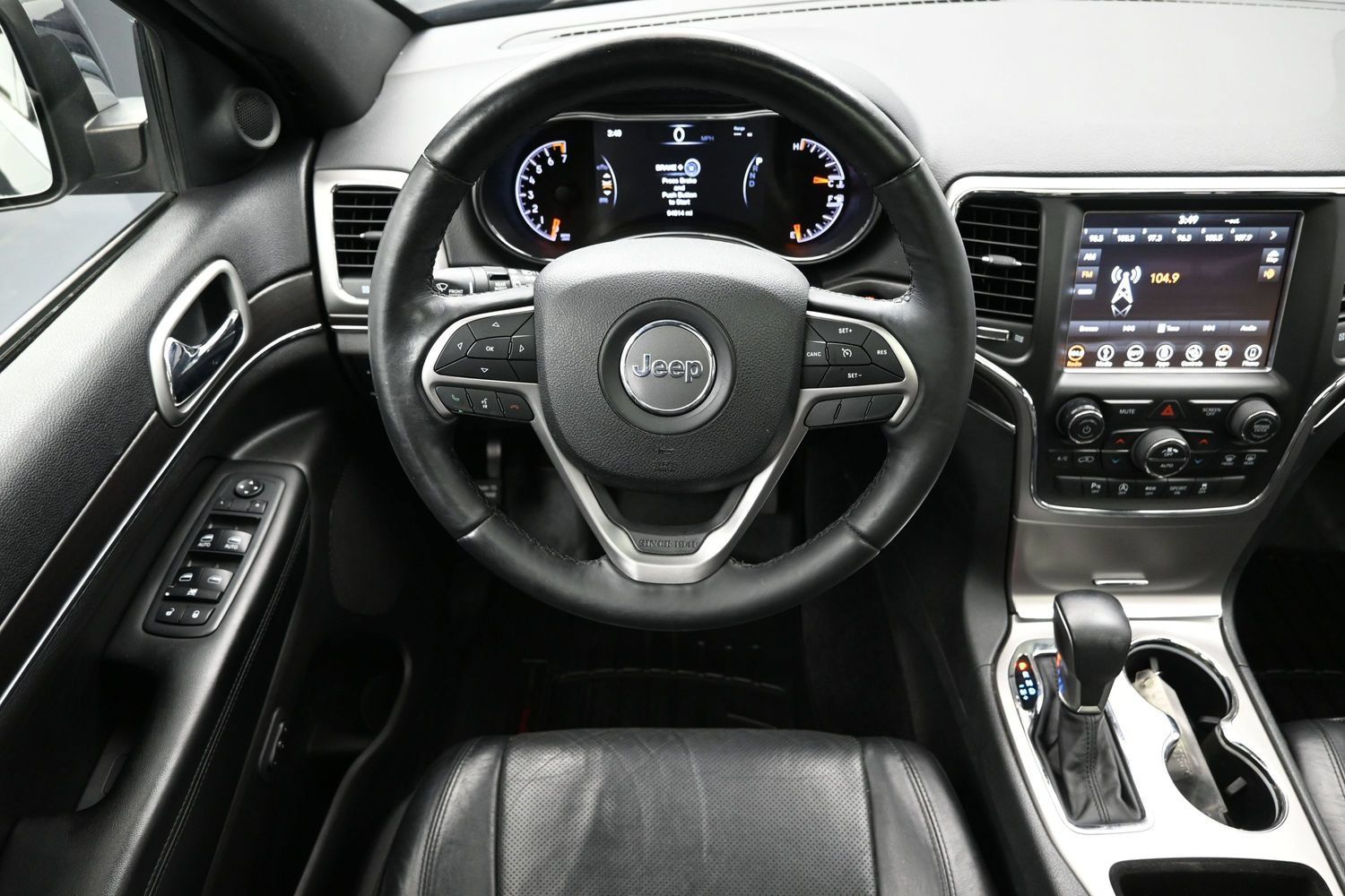 Used 2018 Jeep Grand Cherokee Limited w/ Luxury Group II RWD image 26