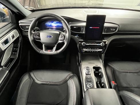 Used 2023 Ford Explorer ST w/ Equipment Group 401A image 12