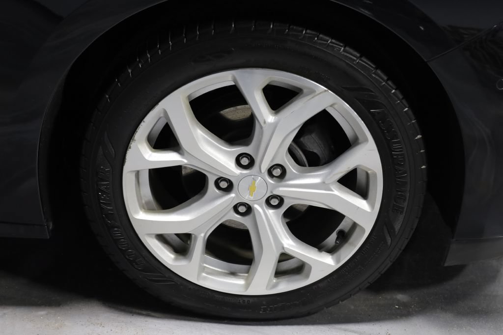 Used 2017 Chevrolet Volt Premier w/ Driver Confidence II Package FWD image 41