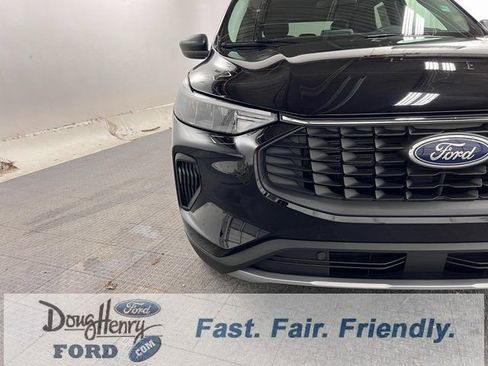 New 2026 Ford Escape Active FWD image 9