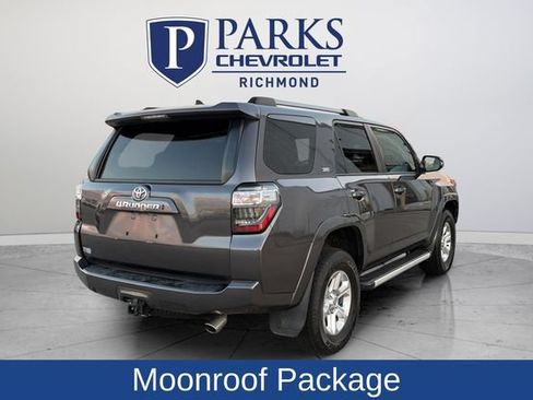 Used 2022 Toyota 4Runner SR5 Premium w/ Moonroof Package AWD/4WD image 7