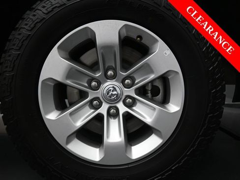 Used 2024 RAM 1500 Laramie image 39