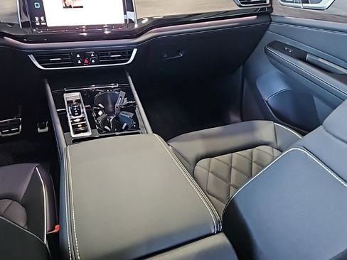 New 2026 Volkswagen Atlas SEL Premium R-Line image 26