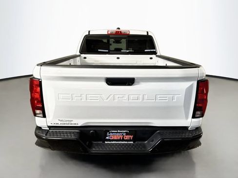 Used 2025 Chevrolet Colorado W/T w/ WT Convenience Package II AWD/4WD image 6