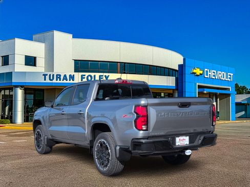 New 2026 Chevrolet Colorado Z71 w/ Technology Package AWD/4WD image 3