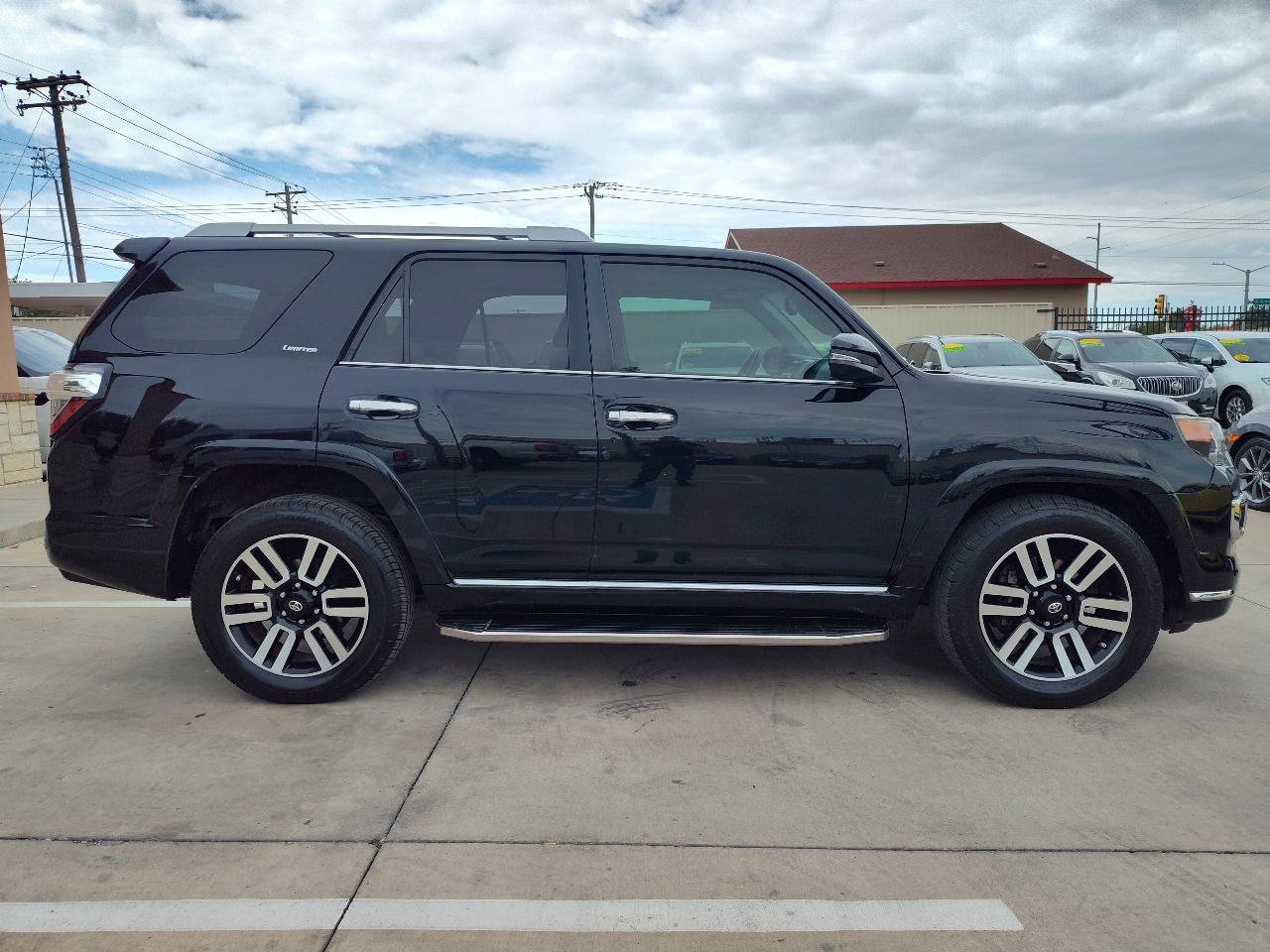 Used 2017 Toyota 4Runner Limited RWD image 3