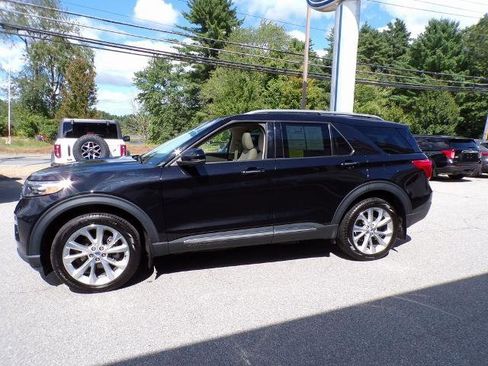 Certified 2022 Ford Explorer Platinum w/ Technology Package image 4