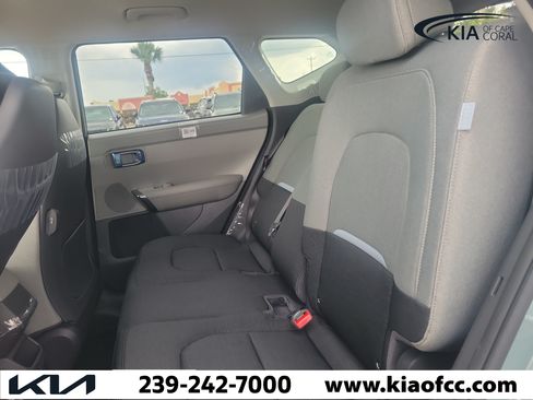 New 2027 Kia Seltos S FWD image 14